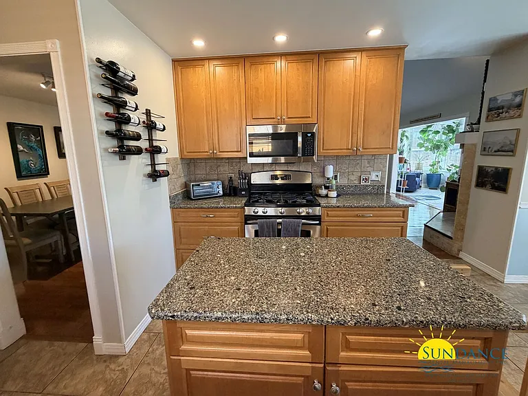 115 Long Pointe Dr — Photo 16