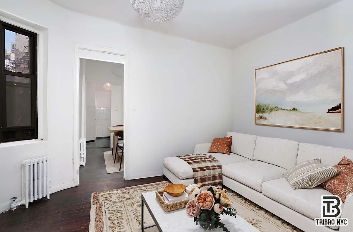 Building Photo - 403 E 77th St #2