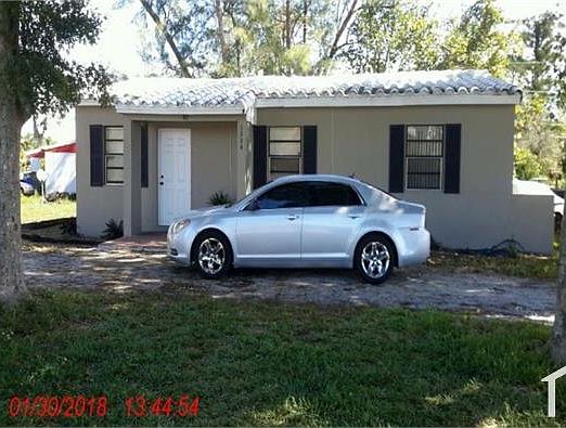 4th image of 1224 NW 18th Ave