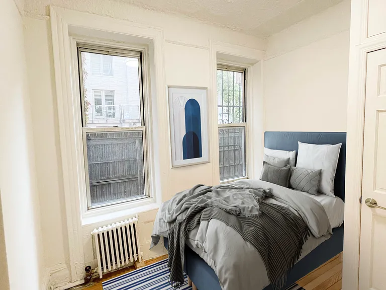 346 E 20th St #4 — Photo 5