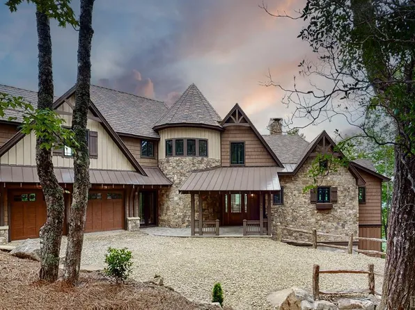 444 East Ridge Road, Cashiers, NC 28717