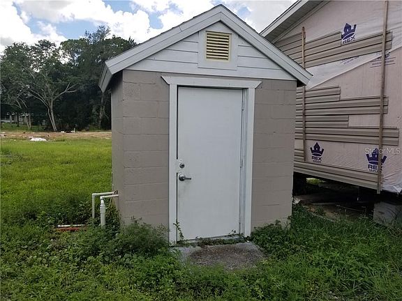 5th image of 25152 E Colonial Dr