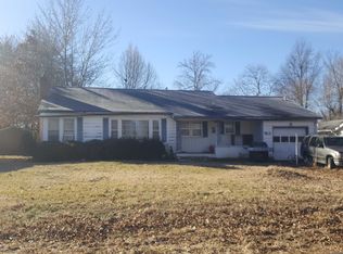 613 W Scott St, Monett, MO 65708