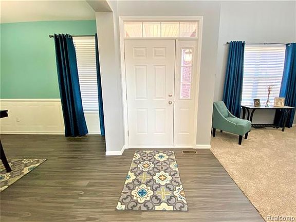 4th image of 7313 Village Park Dr