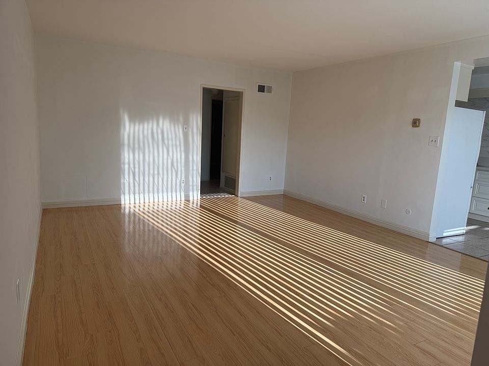 1st image of 5733 Huntington Dr N APT 9