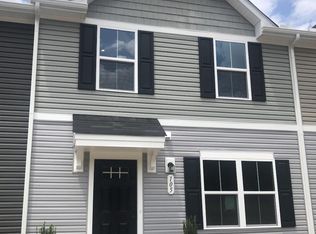 105 Fernside Ct, Greenville, SC 29617