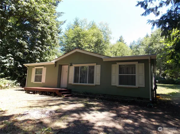 50 E Blake Road, Belfair, WA 98528