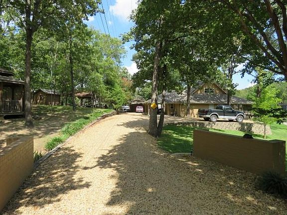 3rd image of 1424 Villa Cove Dr