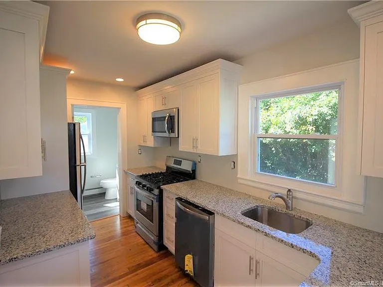 14 Benson St — Photo 5