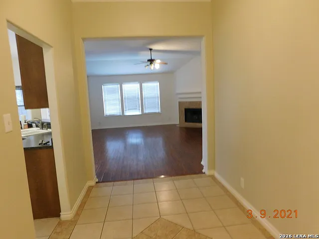 15713 Fair Ln — Photo 3