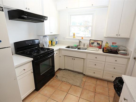 5th image of 4043 N Nora Ave