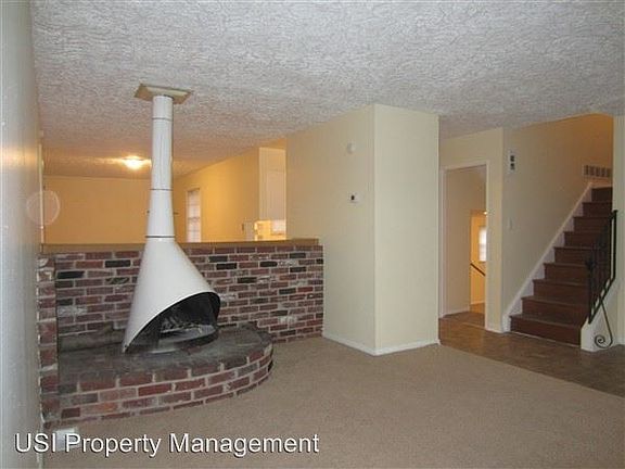 3rd image of 6641 E Hampton Dr
