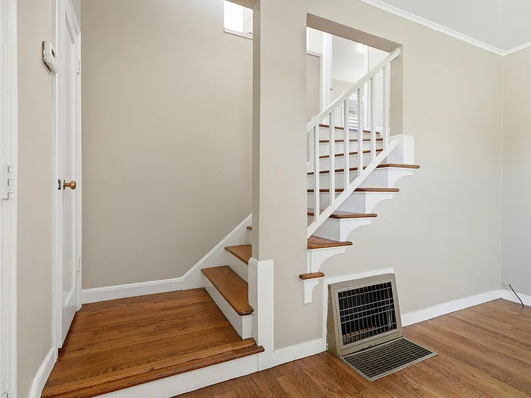 622 E 16th Ave — Photo 3