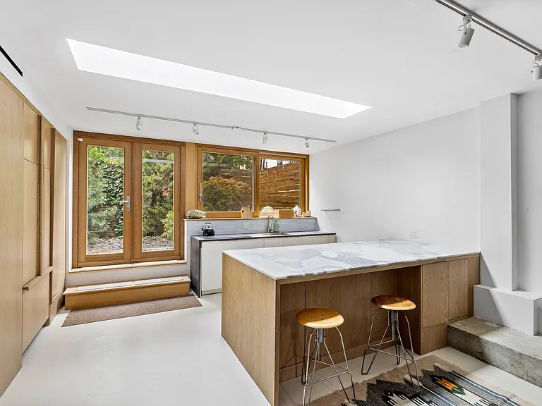 44 Sharon St #1 — Photo 23