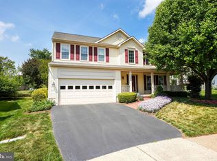 5604 Flagler Dr, Centreville, VA 20120