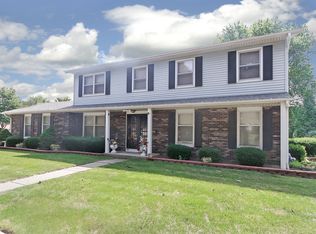 1255 N Lyle Ave, Elgin, IL 60123