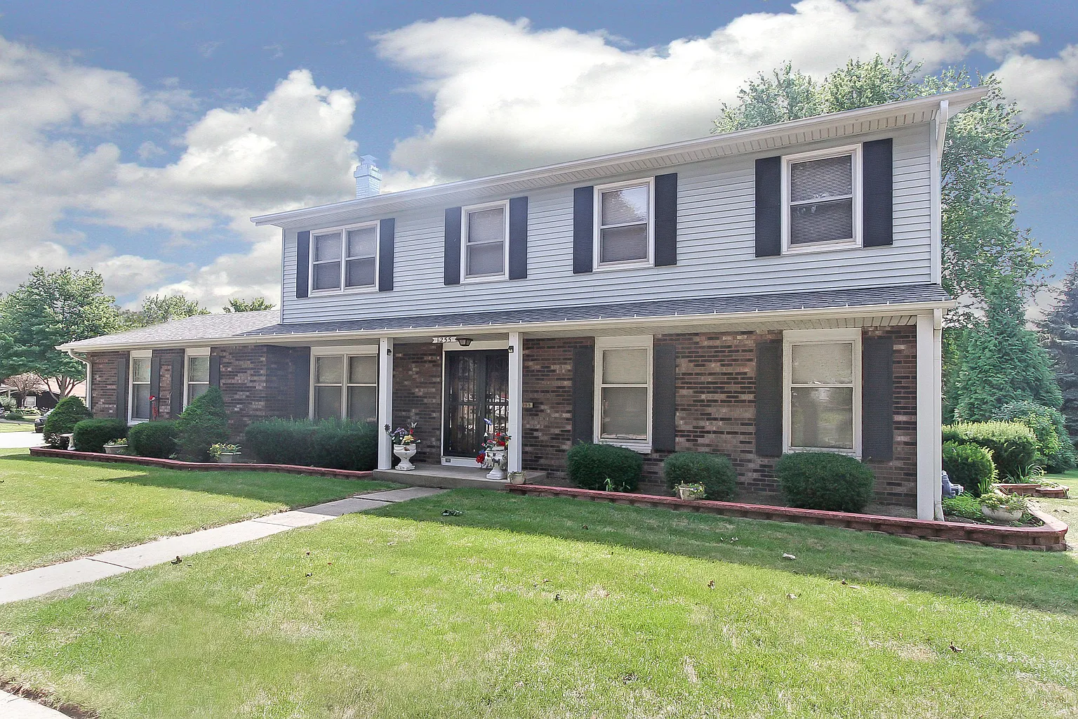 1255 N Lyle Ave photo 1