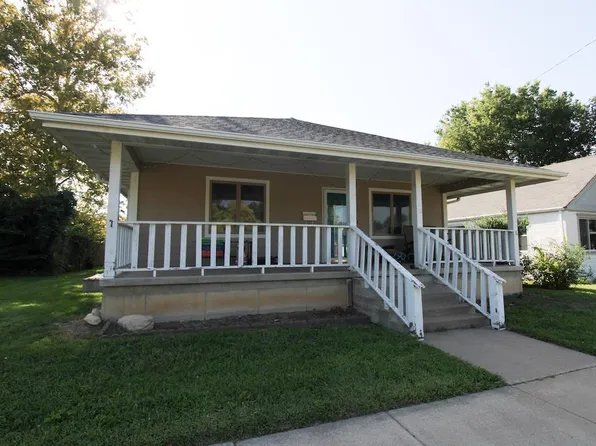 337 N Columbia Ave, Salina, KS 67401