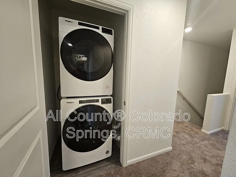 9256 Lytle Grv — Photo 13