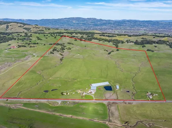 4695 Old Adobe Road, Petaluma, CA 94954