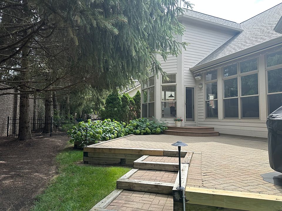2nd image of 10431 Spring Highland Dr