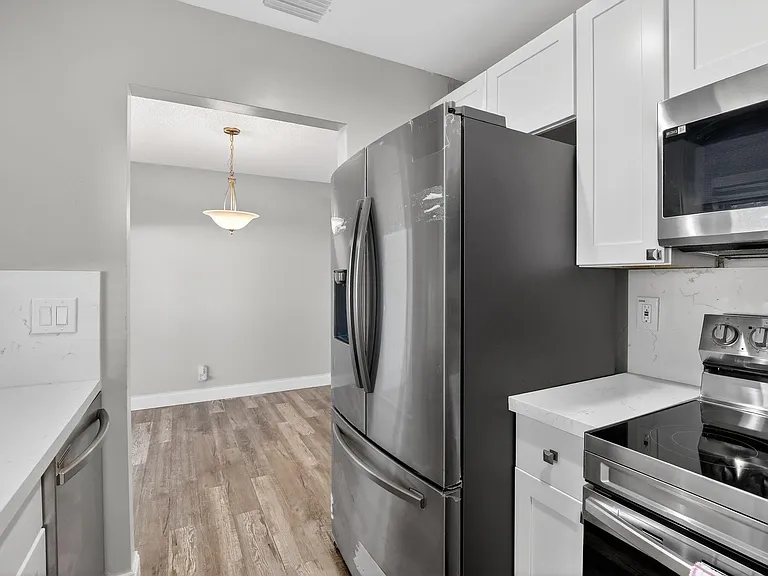 8845 NW 14th St — Photo 15