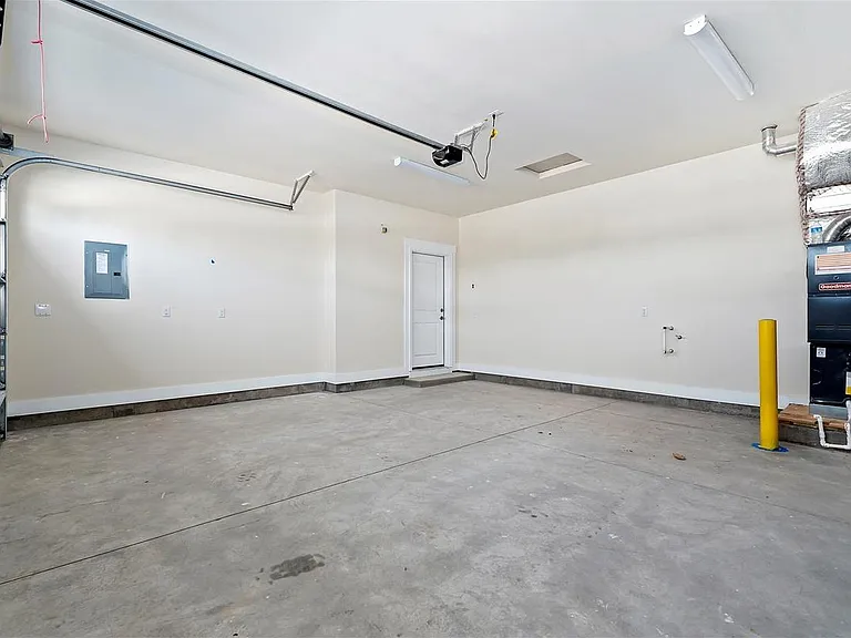 Cedar Crossing Luxury Townhomes — Photo 82