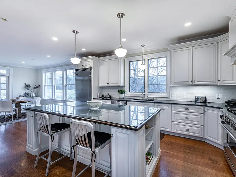 95 Long River Rd — Photo 8