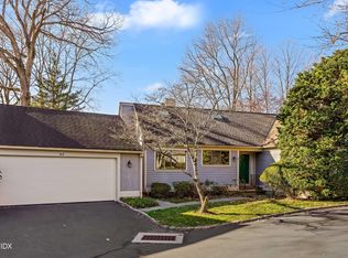 505 W Lyon Farm Dr UNIT 505, Greenwich, CT 06831