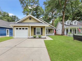 32 Carolina Village Cir, Beaufort, SC 29906