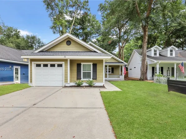32 Carolina Village Cir, Beaufort, SC 29906