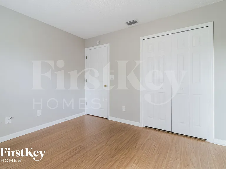1674 Waltz St SE — Photo 13