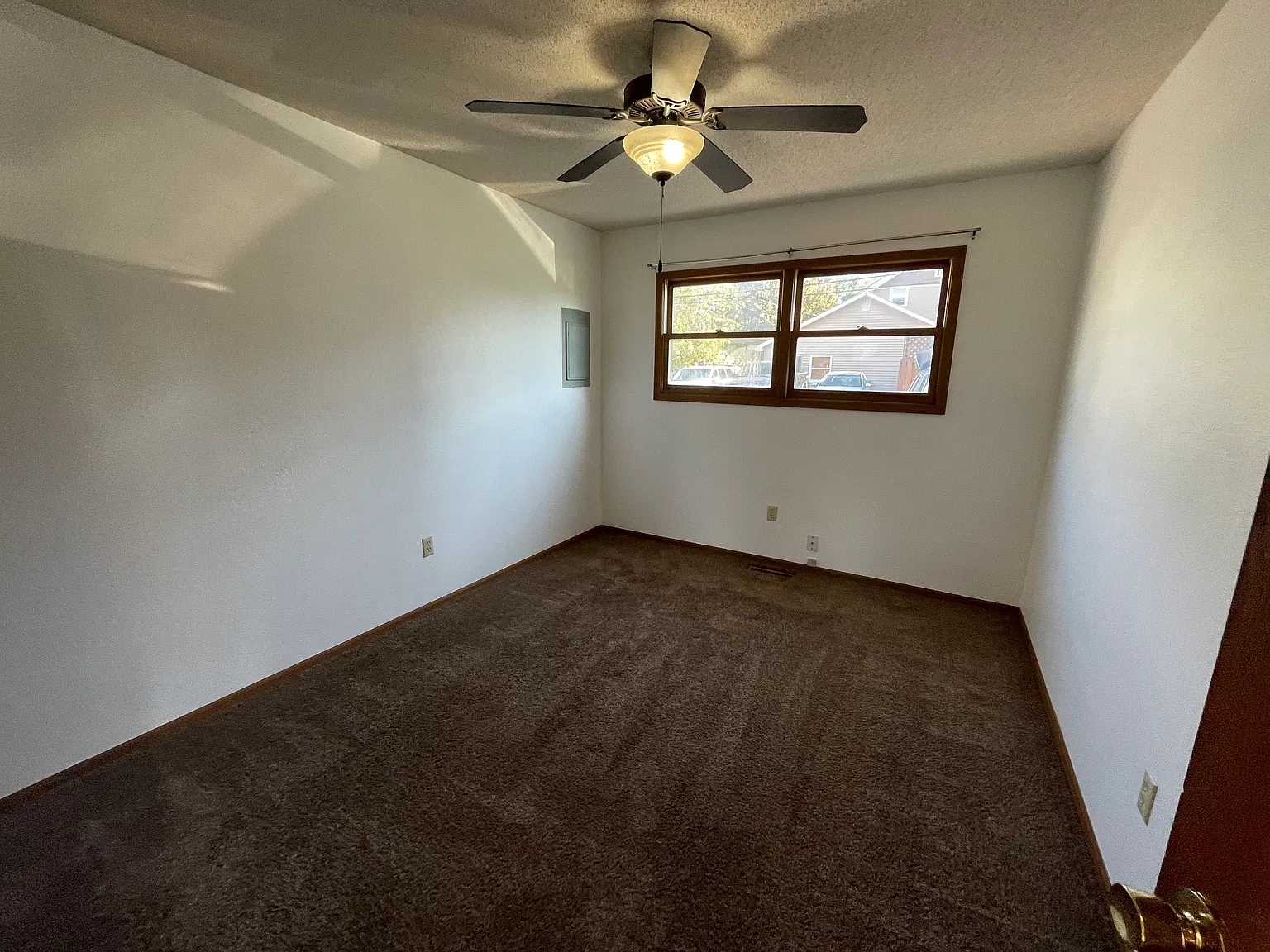 1 bed, 950 sqft, $700 — Photo 2
