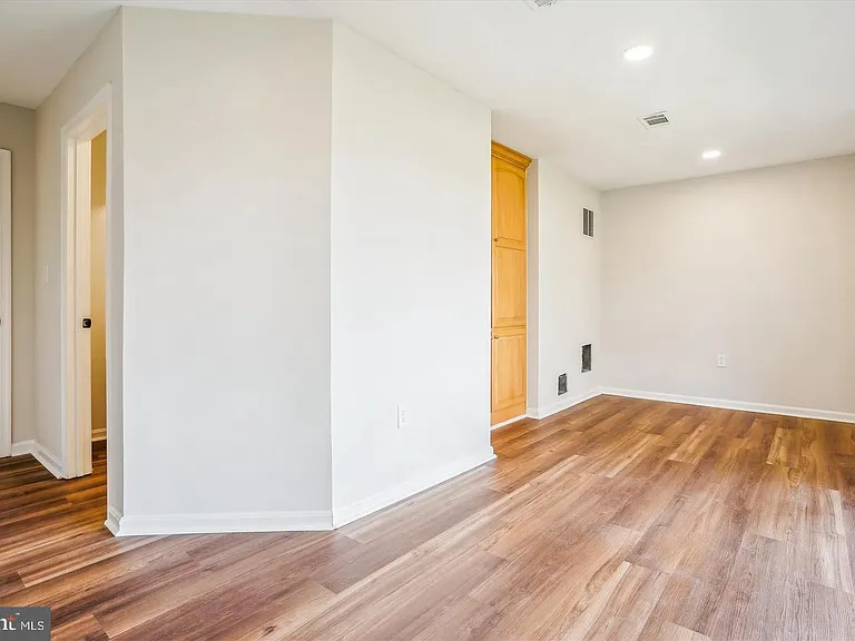 10491 Trinidad Ct — Photo 27