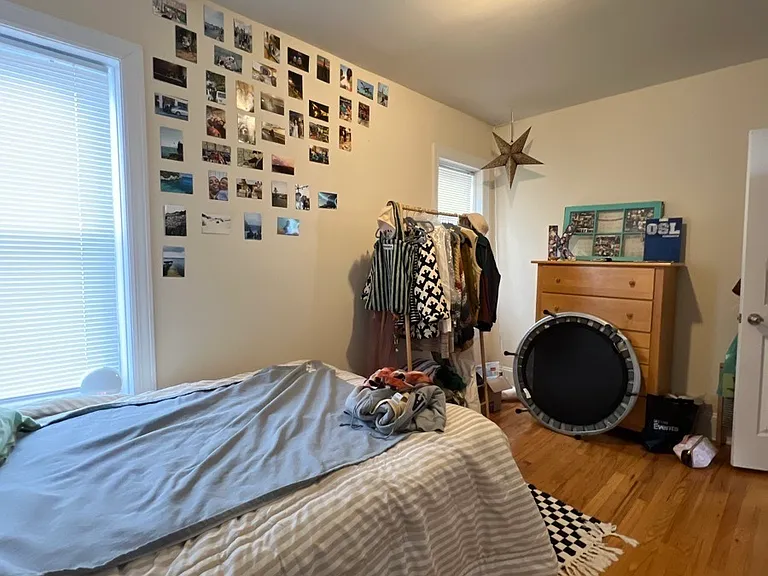 2352 N Saint Louis Ave #3 — Photo 8