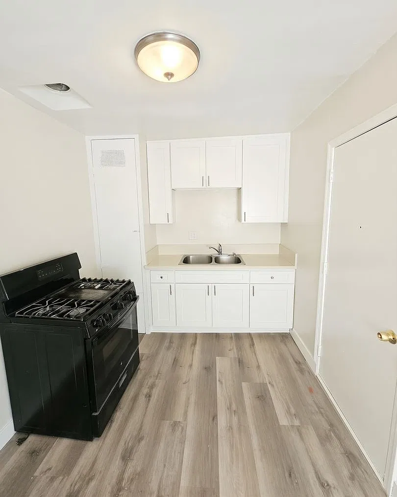 20600 S. Western Ave — Photo 1