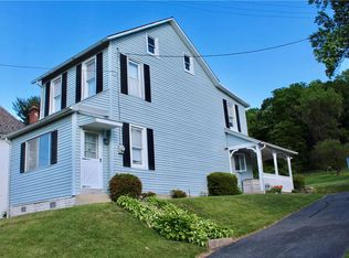1200 Moravia St, Fountain Hill, PA