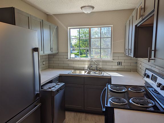 5th image of 2314 Lazy Ridge Dr