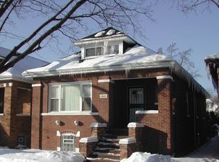 8622 S Saginaw Ave, Chicago, IL 60617