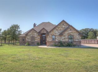 134 Oakwood Creek Ln, Weatherford, TX 76088