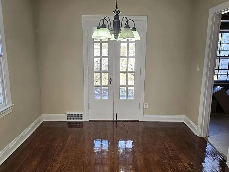 3907 Springhill Rd — Photo 3