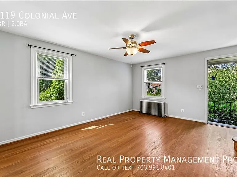 1119 Colonial Ave — Photo 9
