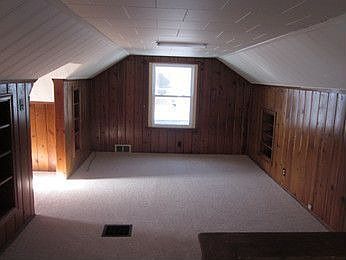 2nd image of 15819 Maddelein St