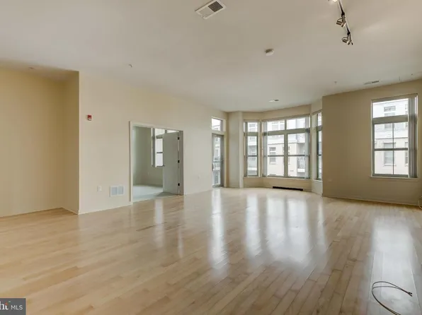 1209 N Charles St Unit 304, Baltimore, MD 21201