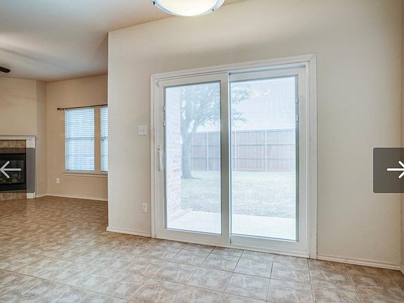 5th image of 187 Castleridge Dr