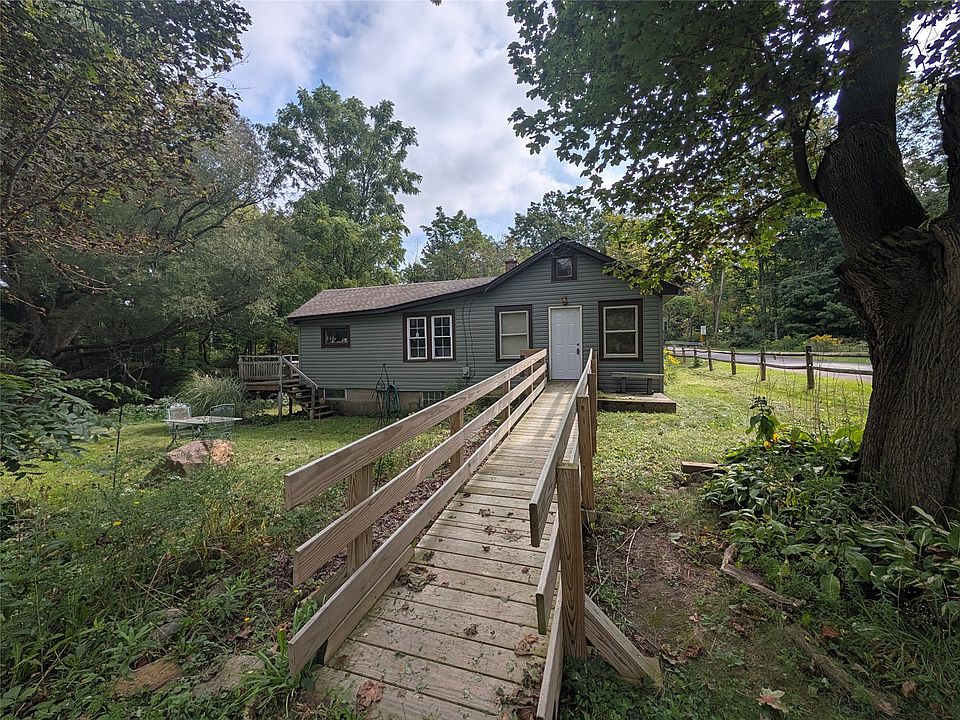 1st image of 9058 Leet Rd