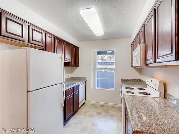 3rd image of 2606 S Durango Dr APT 157