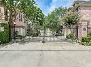 7514 Woodvine Place Ct, Houston, TX 77055