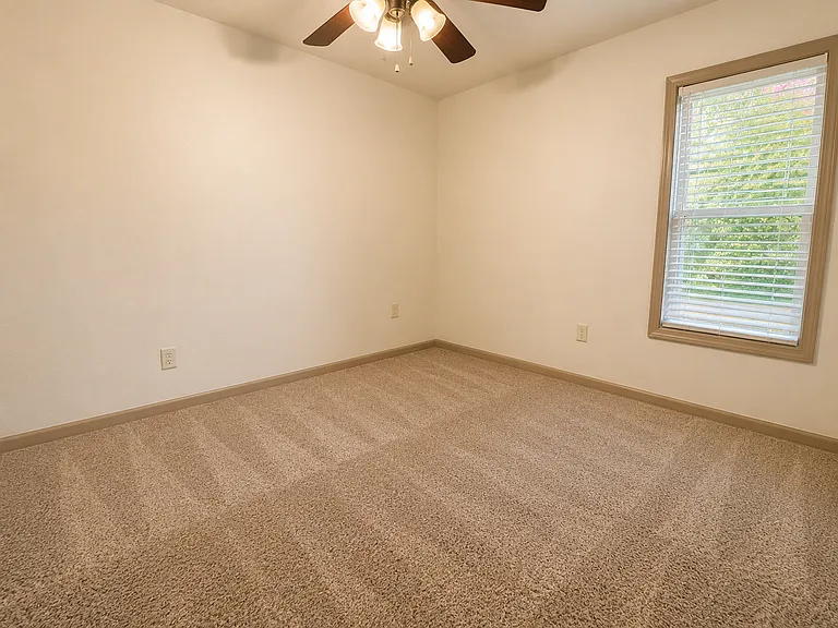 4757 Wildwood Ln — Photo 13
