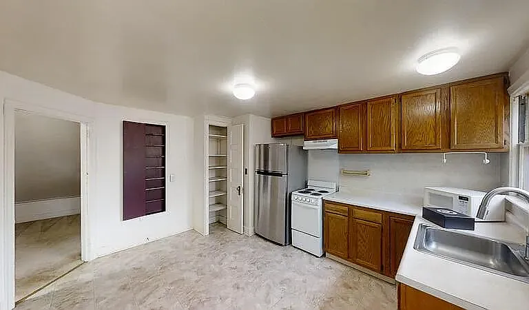 1719 Jackson Ave #2 — Photo 1